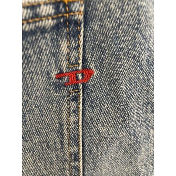 Diesel Regular Fit Mid Waist Boyfriend Leg Jeans Size 34 - Picture 3 of 7